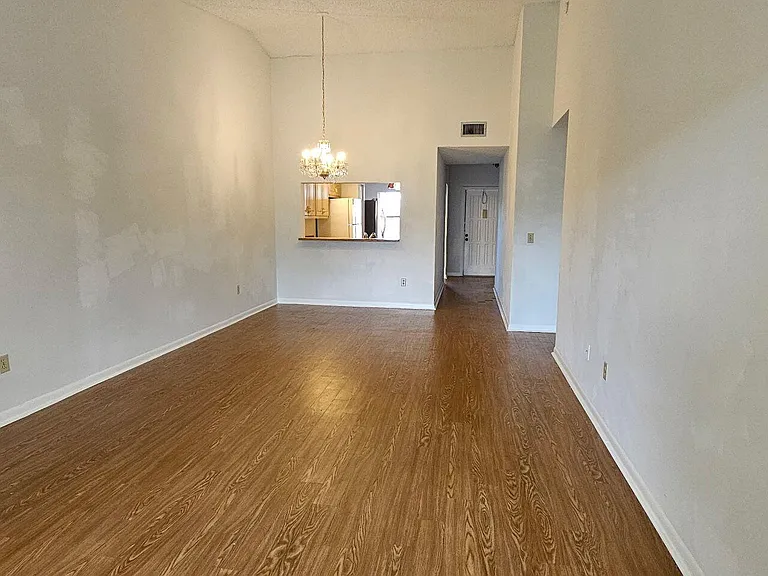 7879 Willow Spring Dr #923 — Photo 7