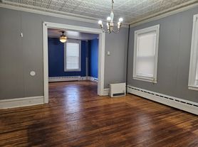 126 George St, Troy, NY