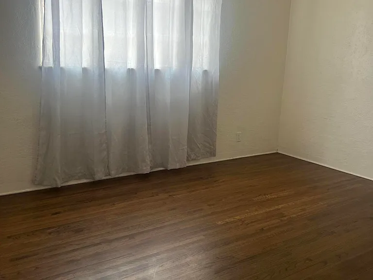307 Madison St NE — Photo 21