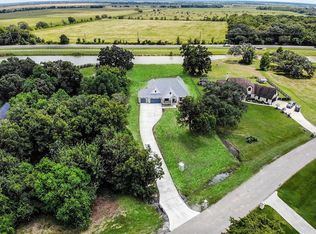 214 Lakeland Cir, Rosharon, TX 77583