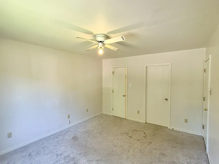 9019 Double Tree Ln — Photo 37