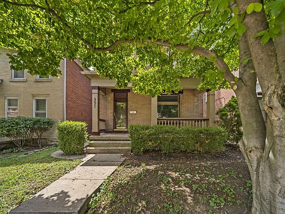 2nd image of 951 Mount Pleasant Ave