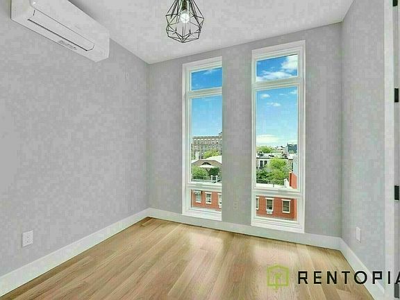 3rd image of 58 Palmetto St #409