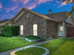2927 Northrope St, Euless, TX 76039