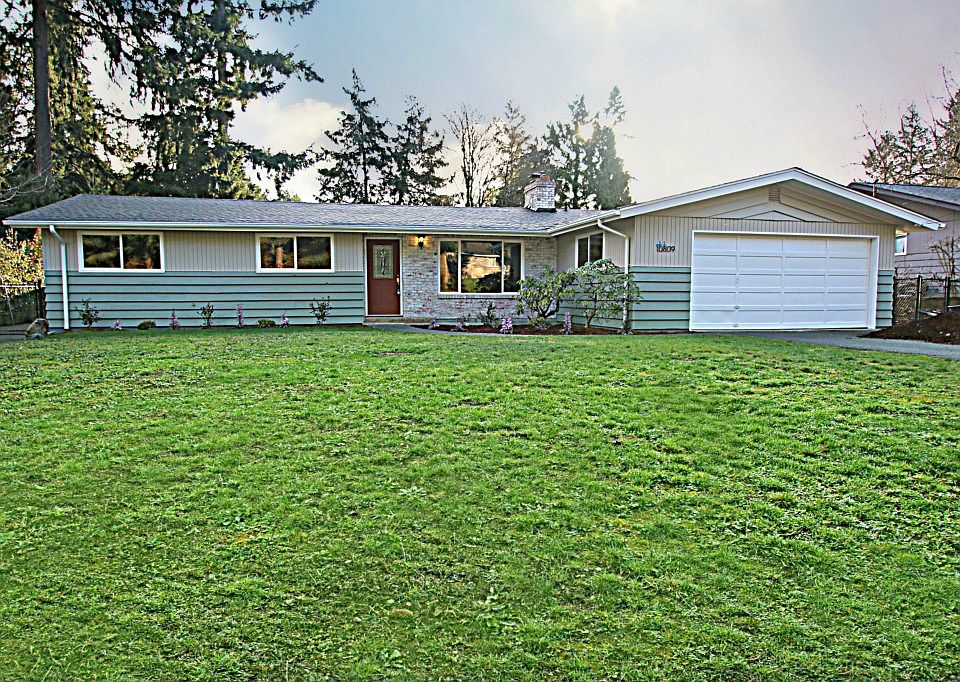 1st image of 10809 102nd Ave SW