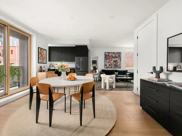 406 Midwood St #3A, Brooklyn, NY 11225