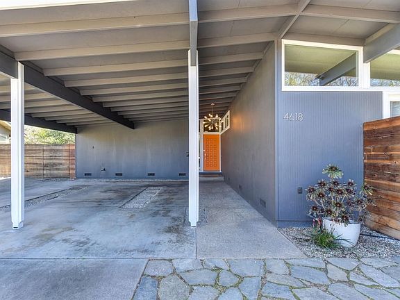 2nd image of 4618 Briarwood Dr