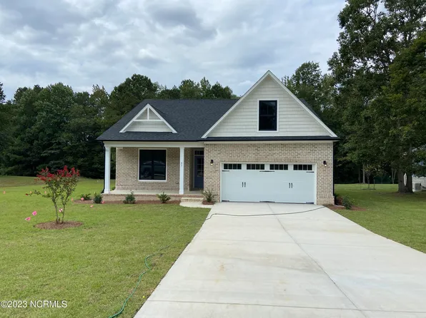 57 N Beatrice Drive, Rocky Point, NC 28457