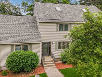 48 Eastmeadow Way, Manchester, NH, 03109