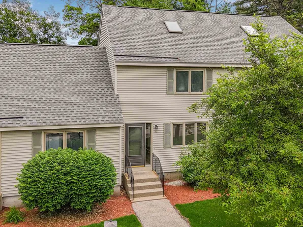 48 Eastmeadow Way, Manchester, NH 03109