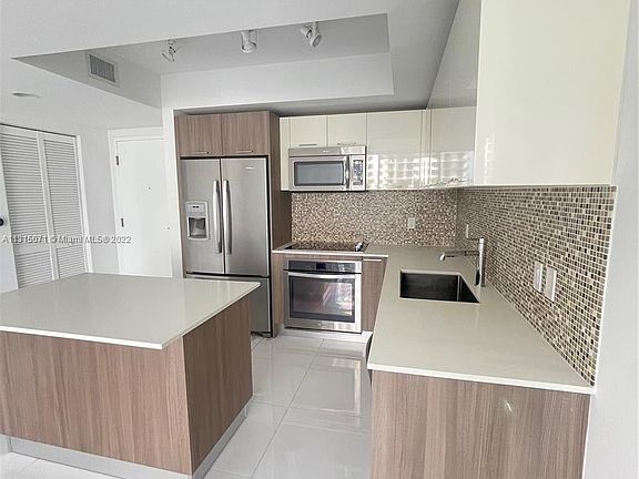 4th image of 5252 NW 85th Ave #330