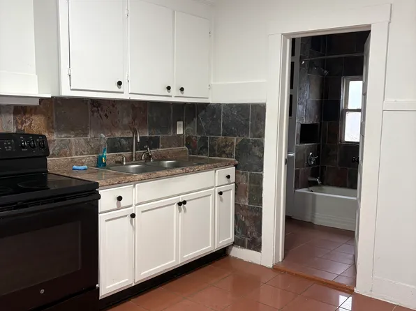 52-54 Granite St #52-2, Westerly, RI 02891