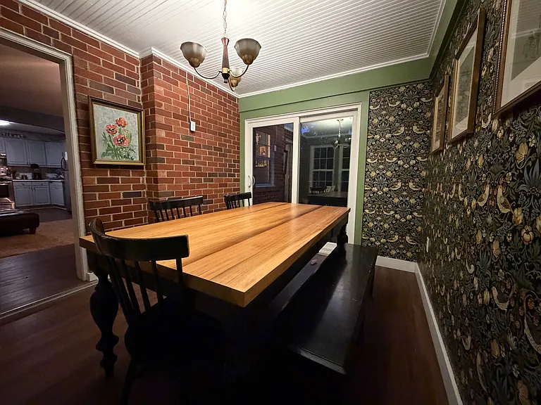 5710 Forest Rd — Photo 8