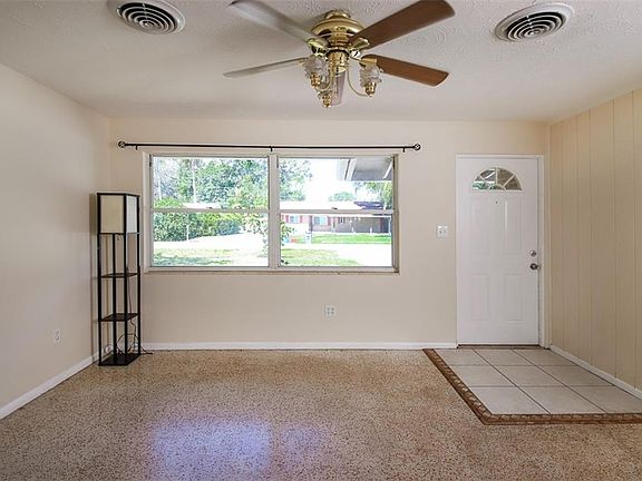 5th image of 5002 Elfrida Ave