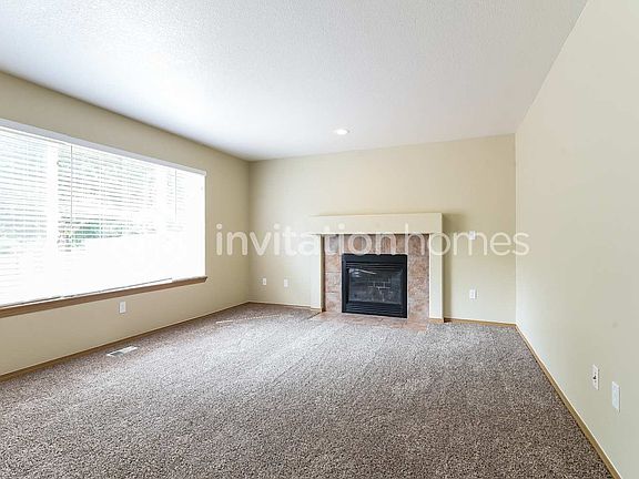 4th image of 18710 14th Avenue Ct E