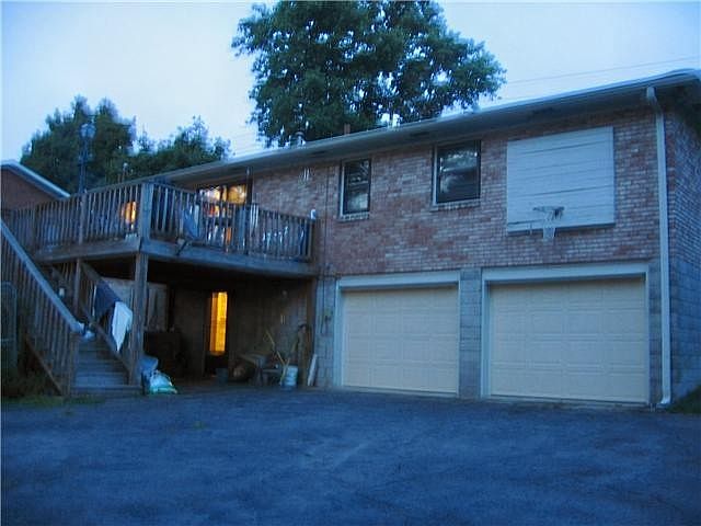 2nd image of 409 Glenpark Dr