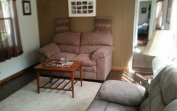 5th image of 912 N Colonial Cir