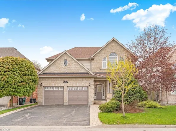 26 Knox Ct, Kitchener, ON N2P 2V6