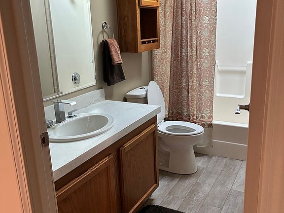 5th image of 3841 Ann Ave