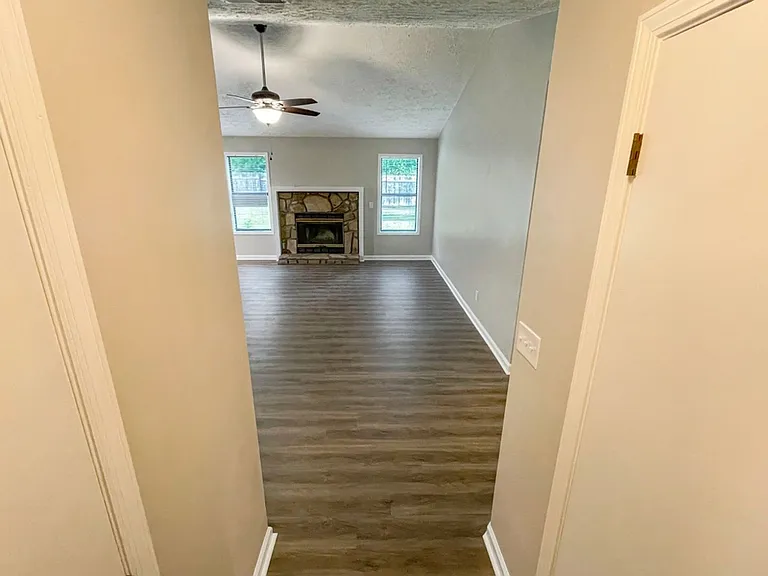 4800 Chasebrook Dr — Photo 3