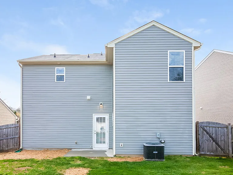 204 Ravenridge Ct — Photo 17