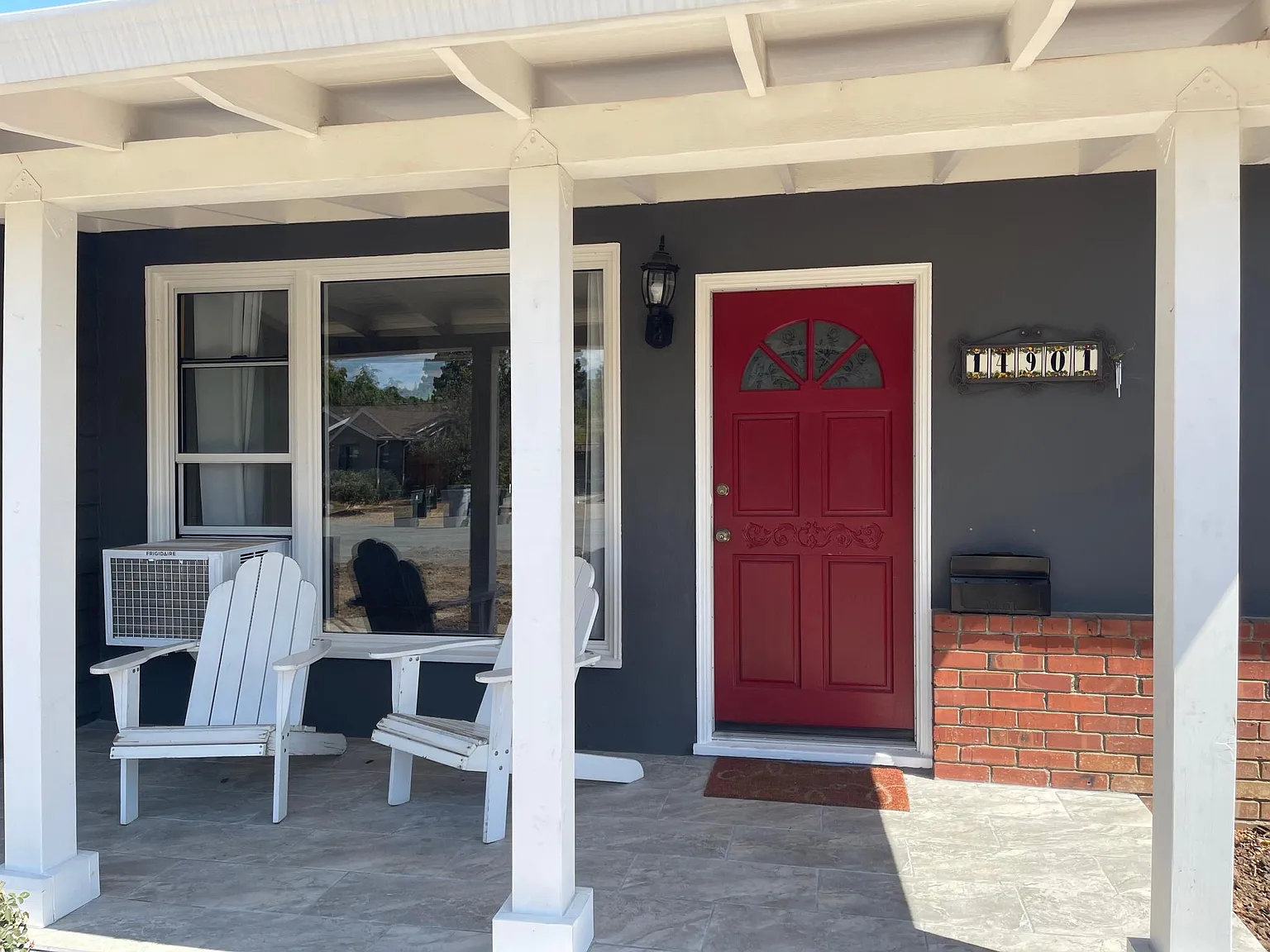 3 bed, 1900 sqft, $5,500 — Photo 2