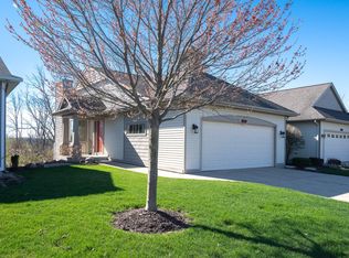 1285 Prestwick Dr, Holland, MI 49423