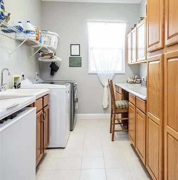 4541 NW 76th Ct — Photo 23
