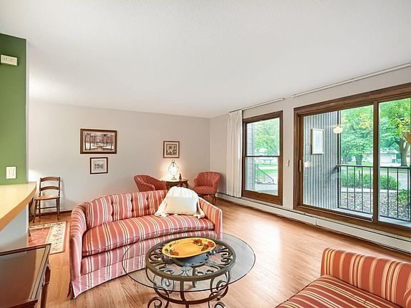 5th image of 8441 Irwin Rd APT 106