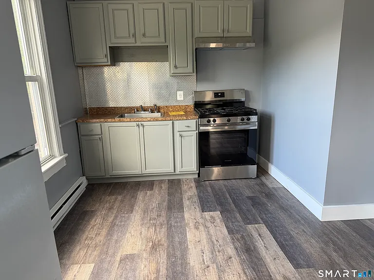 25 Lake St — Photo 2
