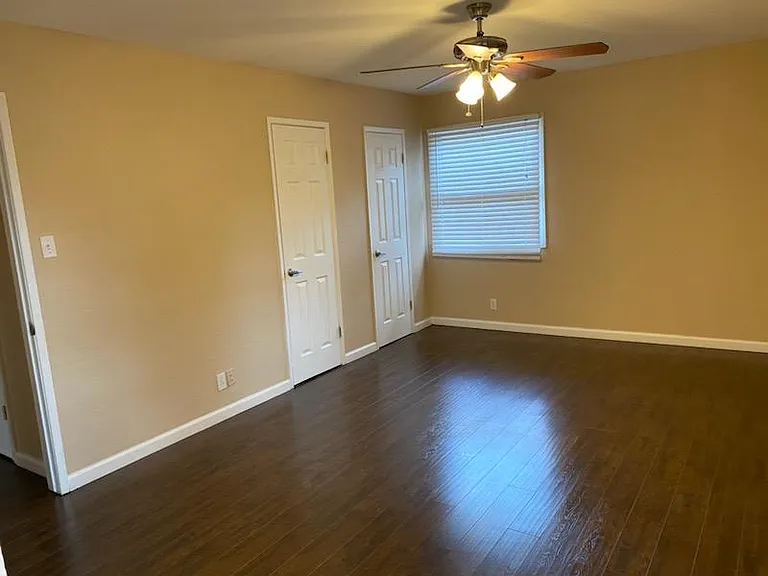 919 Melrose Dr — Photo 10