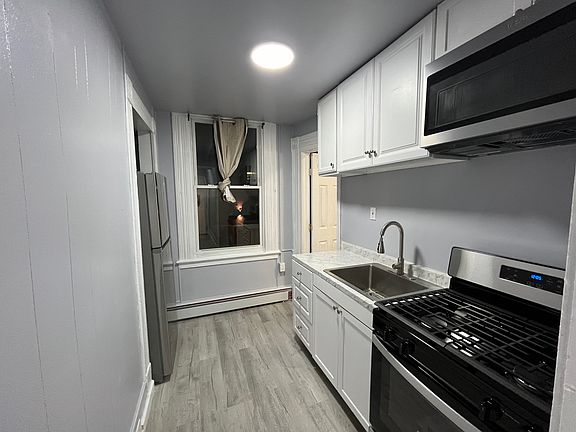3rd image of 199 E Main St #11246328