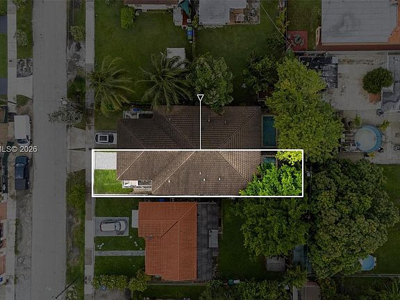 3rd image of 2784 SW 34th Ave