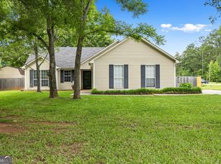 615 Coan Dr, Locust Grove, GA 30248