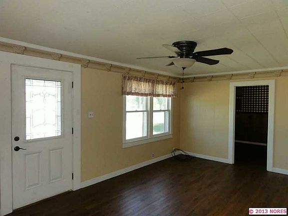 3rd image of 511 W Wettack Ave
