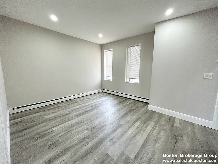 165-168 Gove St #8C — Photo 7