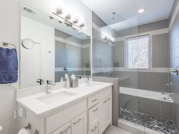 5th image of 6270 Oram St Unit 102