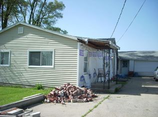 320 W 1st Rd, Lakeville, IN 46536