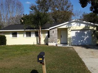 11601 110th St, Seminole, FL 33778