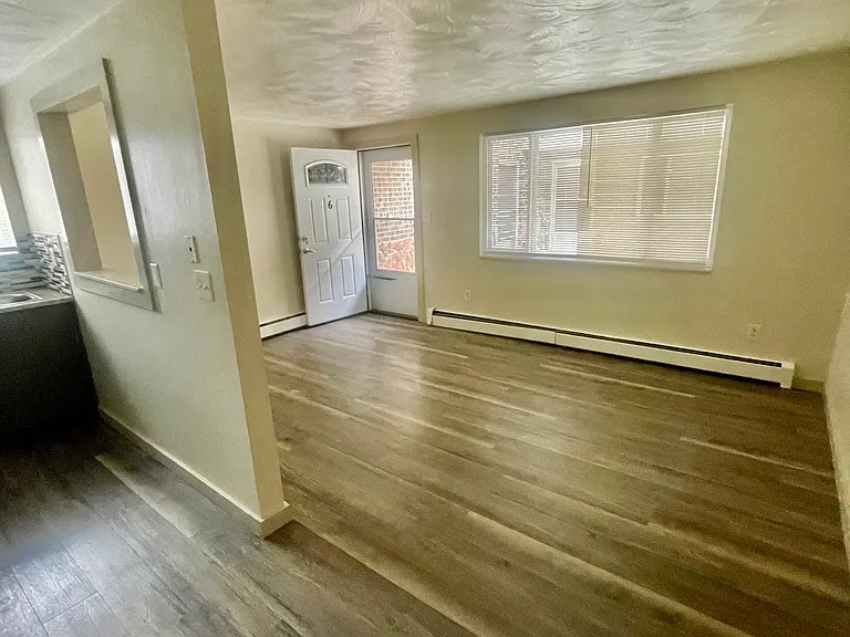 45 Denver Way #1 — Photo 3