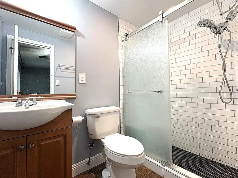 2455 Princeton Rd — Photo 14
