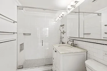 Sold by Manhattan Network Inc.