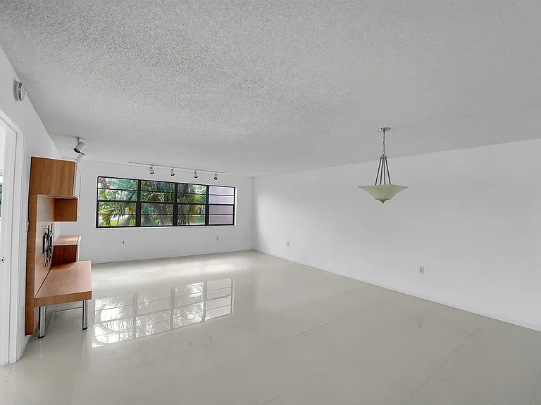 6654 Villa Sonrisa Dr #421 — Photo 39