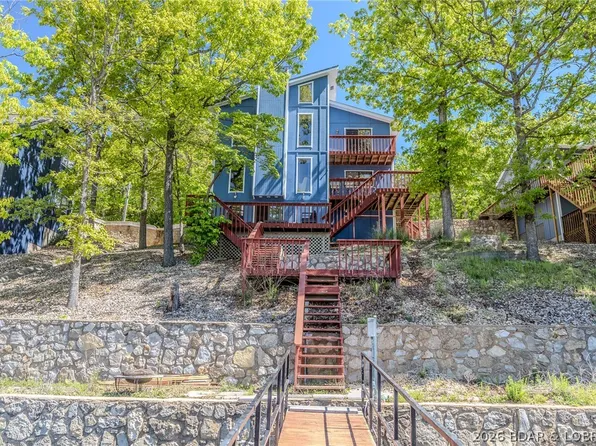 4 Huckleberry Hill Ct, Sunrise Beach, MO 65079
