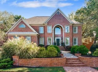 1040 Seale Dr, Alpharetta, GA 30022