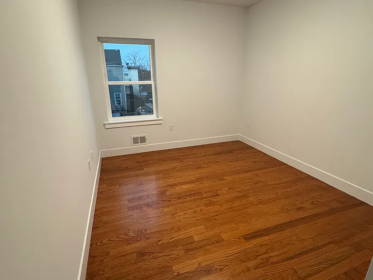 123 E Jersey St #1 — Photo 8