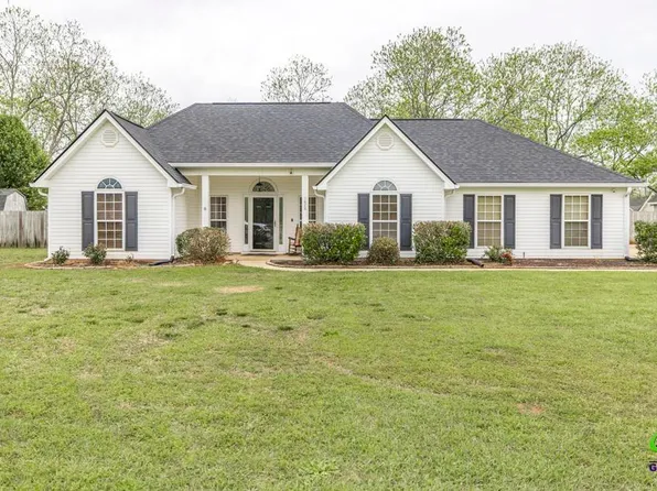 1828 S Houston Lake Rd, Kathleen, GA 31047