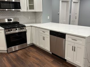 472 E Main St FLOOR 1, Meriden, CT 06450