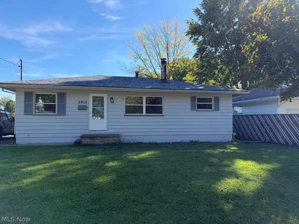 2915 Northwest Blvd NW, Warren, OH 44485