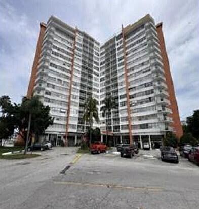 1st image of 1351 NE MIAMI GARDENS Drive #803E